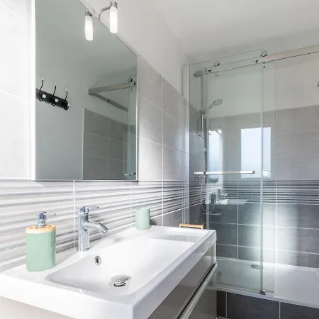 Appartement Coutant-2 By Interhome Royan